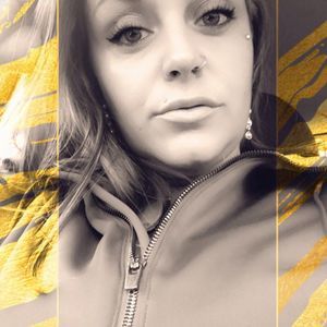 Meet your Posher, Jade